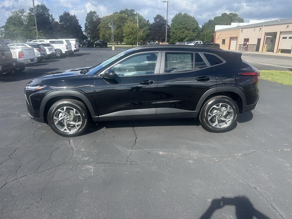 new 2025 Chevrolet Trax car, priced at $25,880