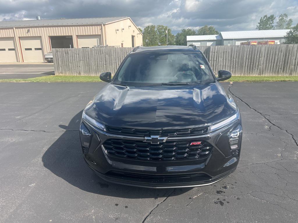 new 2025 Chevrolet Trax car, priced at $27,850
