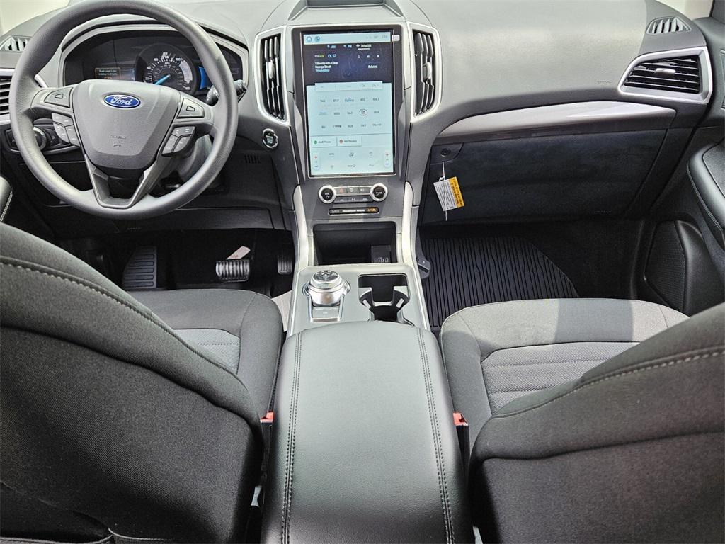 new 2024 Ford Edge car, priced at $32,000