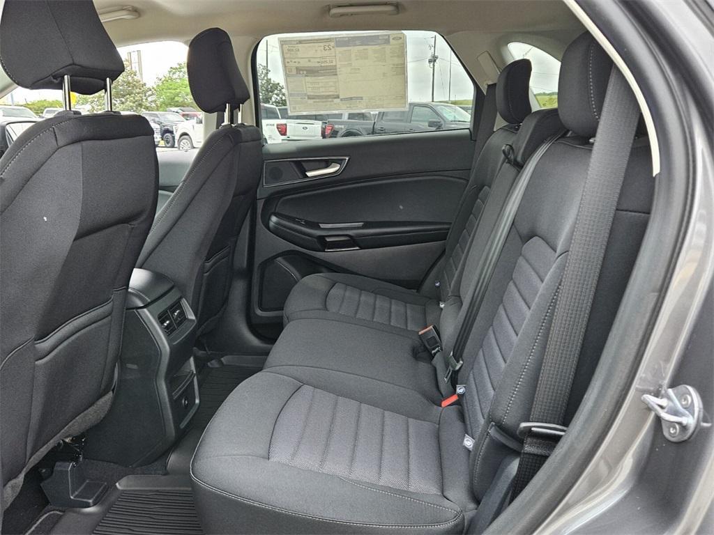 new 2024 Ford Edge car, priced at $32,000