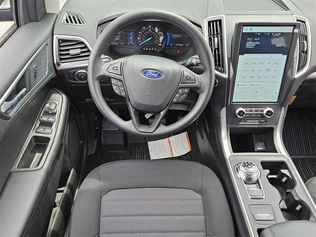 new 2024 Ford Edge car, priced at $32,000