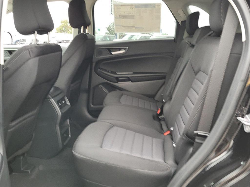 new 2024 Ford Edge car, priced at $32,000