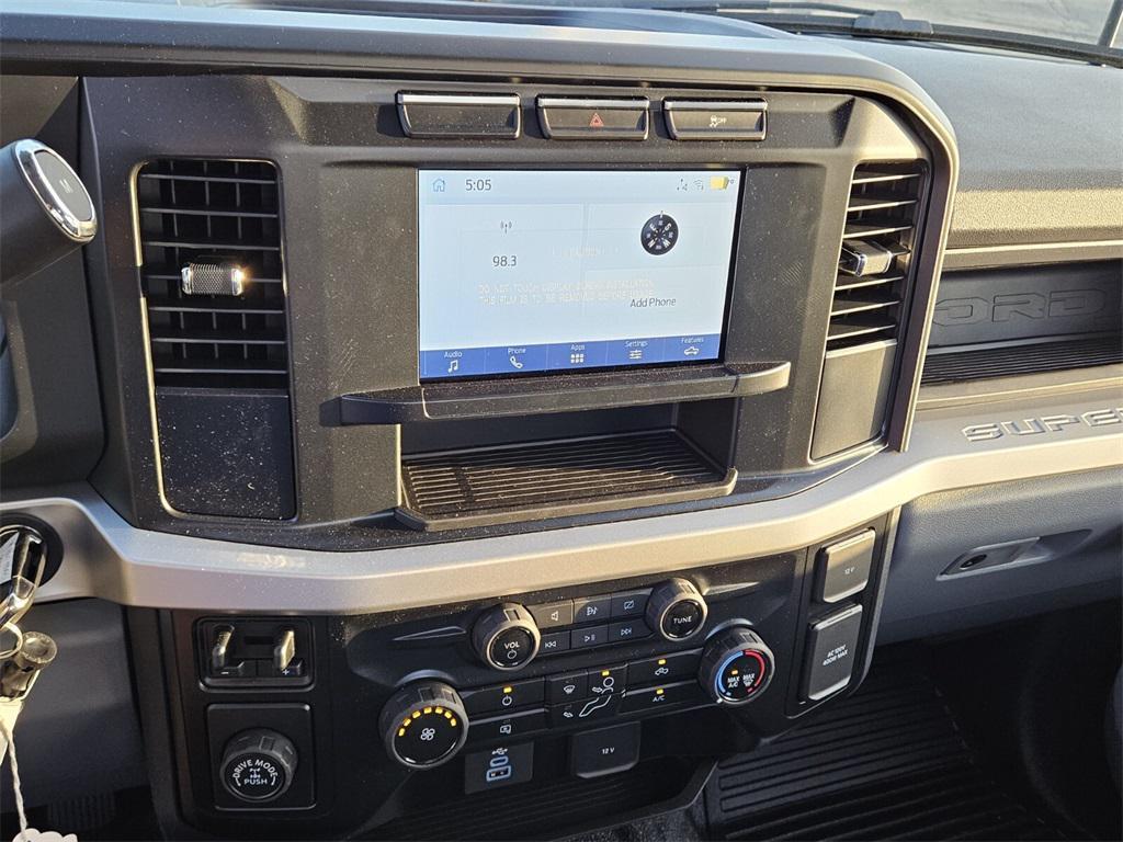 new 2024 Ford F-350 car, priced at $46,233