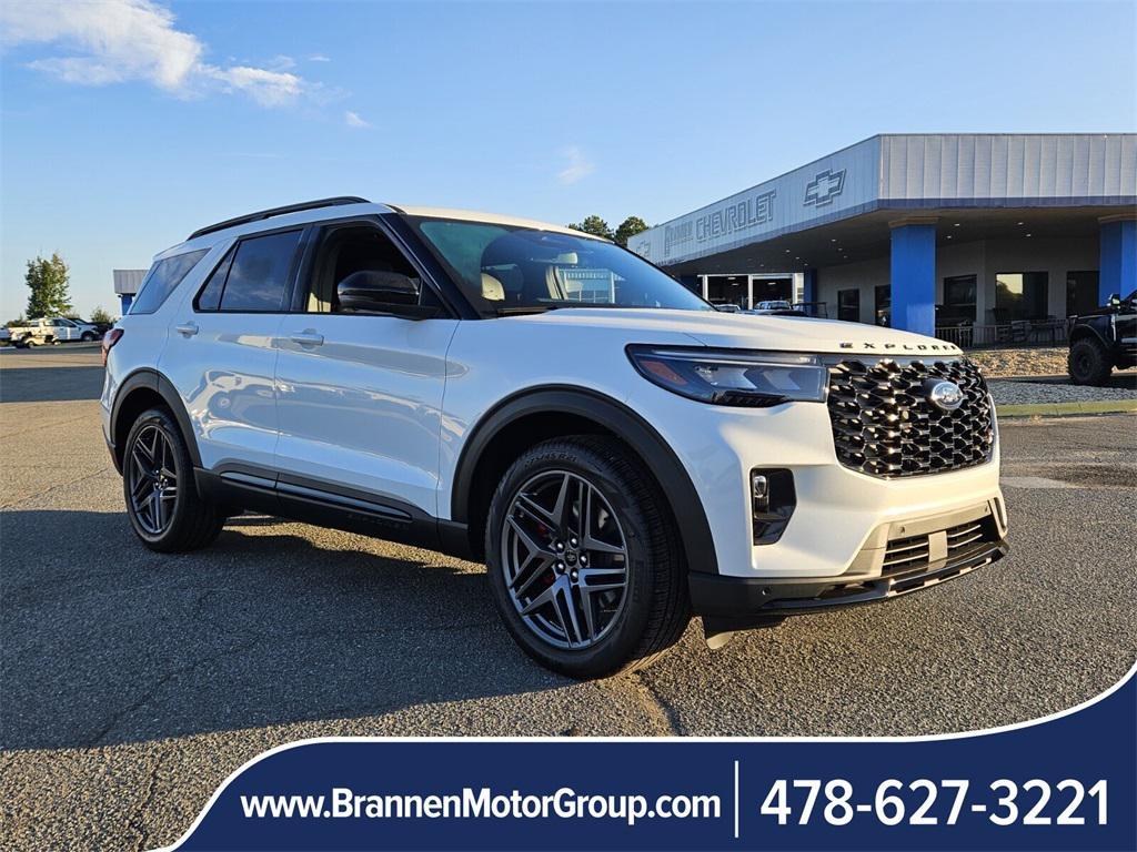 new 2025 Ford Explorer car, priced at $59,995