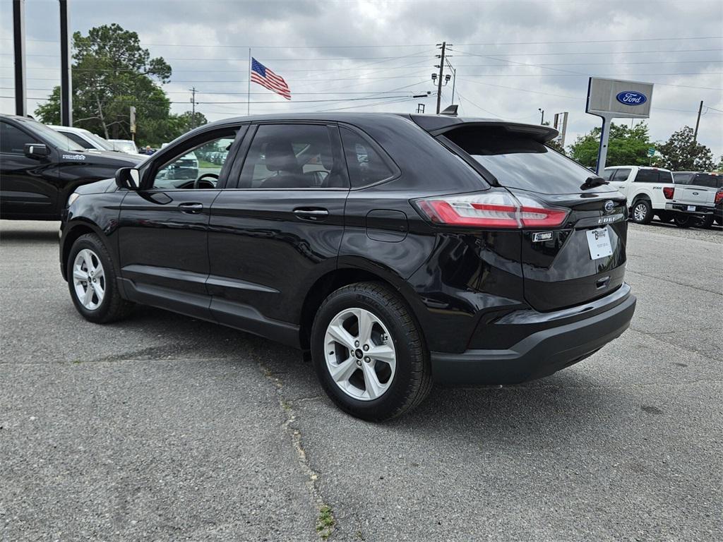 new 2024 Ford Edge car, priced at $32,000