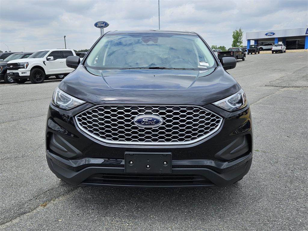 new 2024 Ford Edge car, priced at $32,000