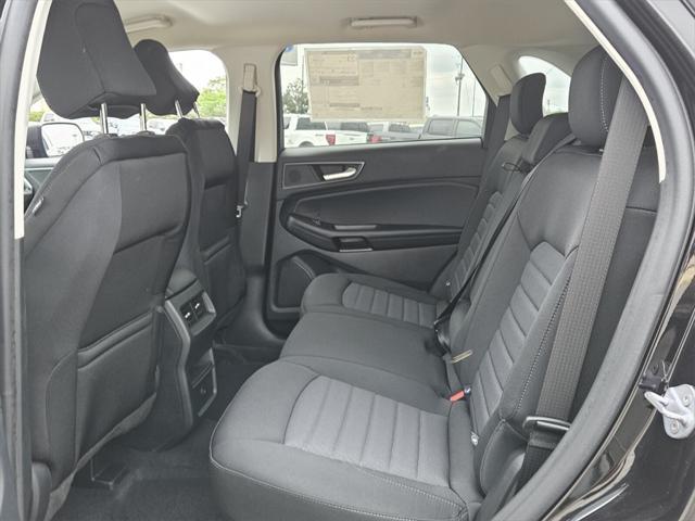 new 2024 Ford Edge car, priced at $32,000