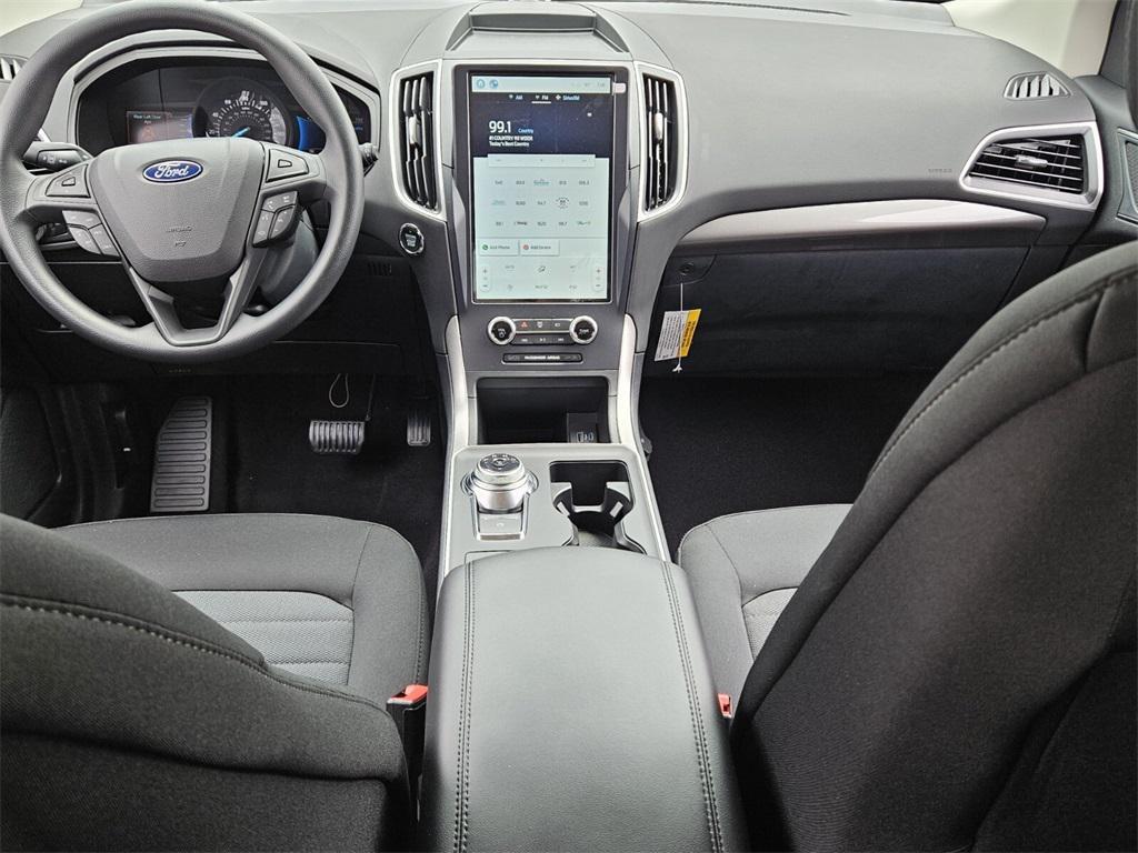 new 2024 Ford Edge car, priced at $32,000