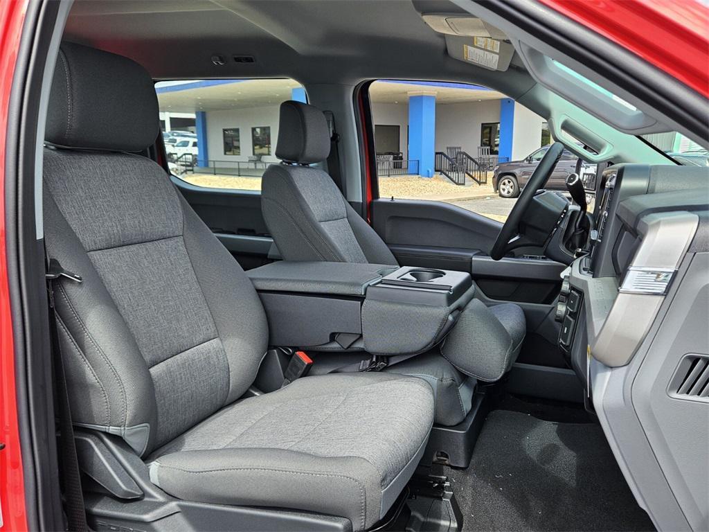 new 2025 Ford F-250 car, priced at $69,795