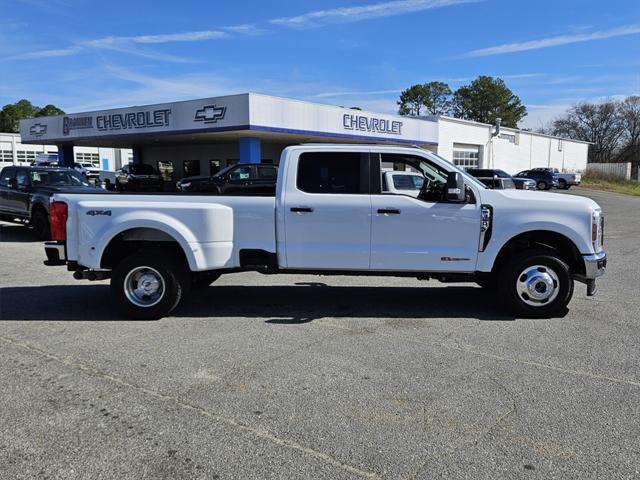 new 2025 Ford F-350 car, priced at $73,200
