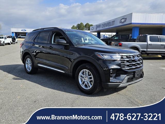 new 2025 Ford Explorer car, priced at $43,914