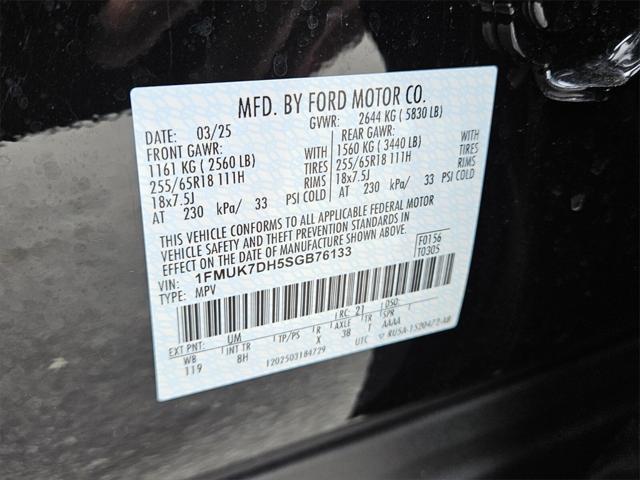 new 2025 Ford Explorer car, priced at $40,621