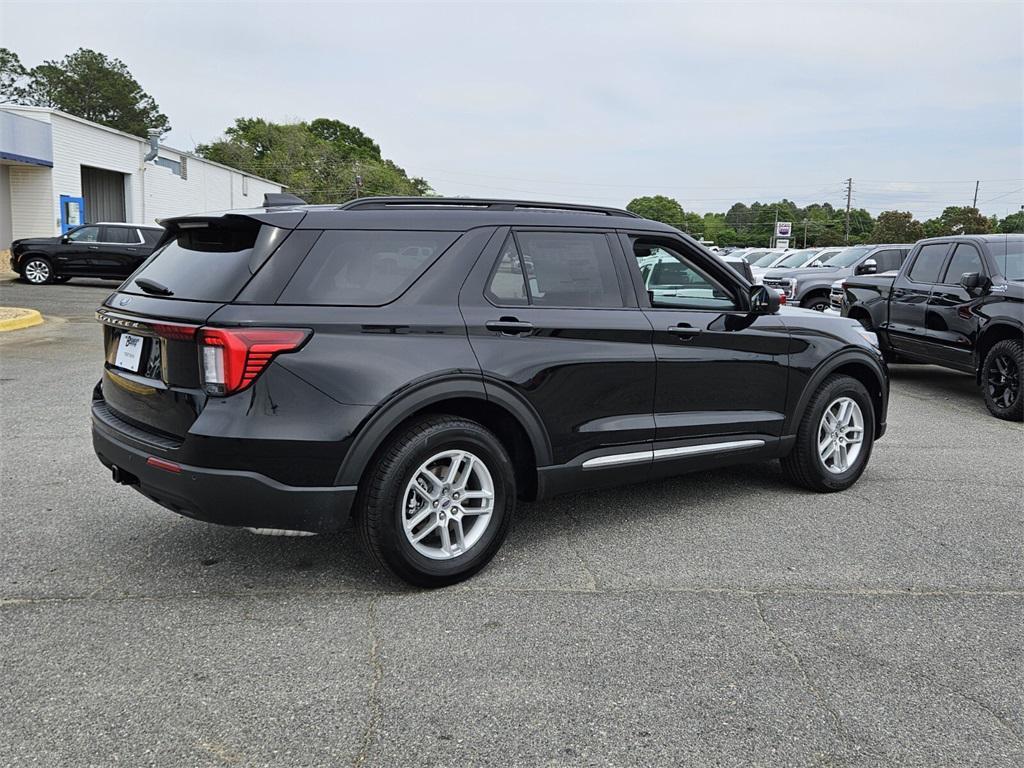new 2025 Ford Explorer car, priced at $38,995