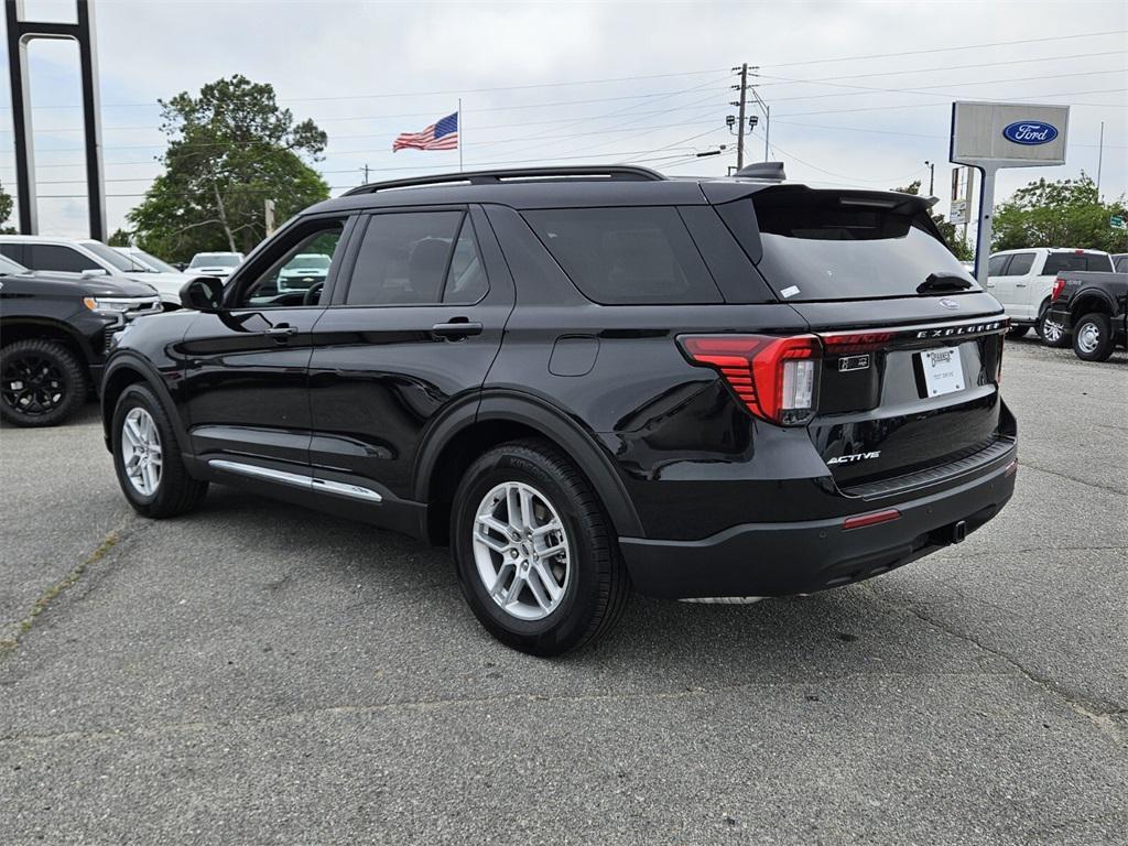new 2025 Ford Explorer car, priced at $38,995