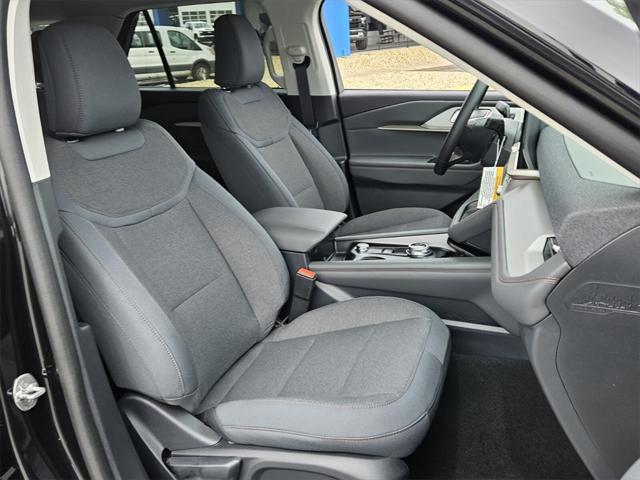 new 2025 Ford Explorer car, priced at $40,621