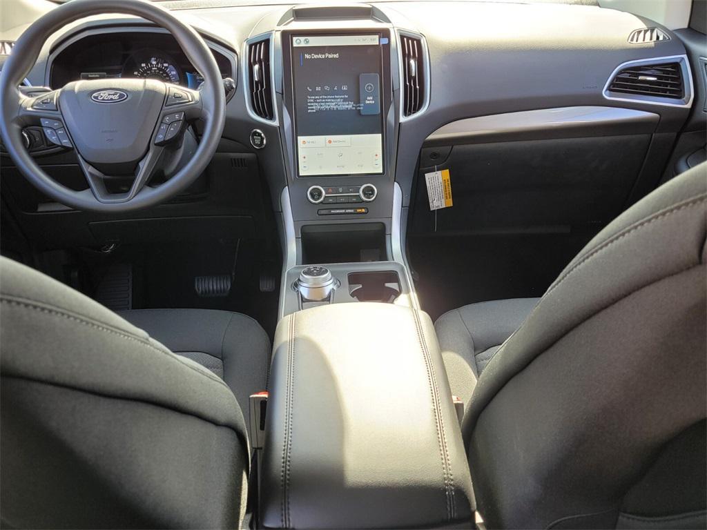 new 2024 Ford Edge car, priced at $31,400