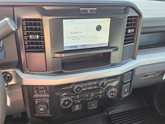 new 2025 Ford F-350 car, priced at $72,545