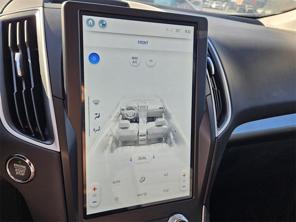 new 2024 Ford Edge car, priced at $34,579