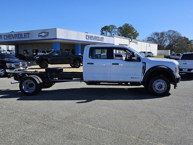 new 2025 Ford F-450 car, priced at $76,110