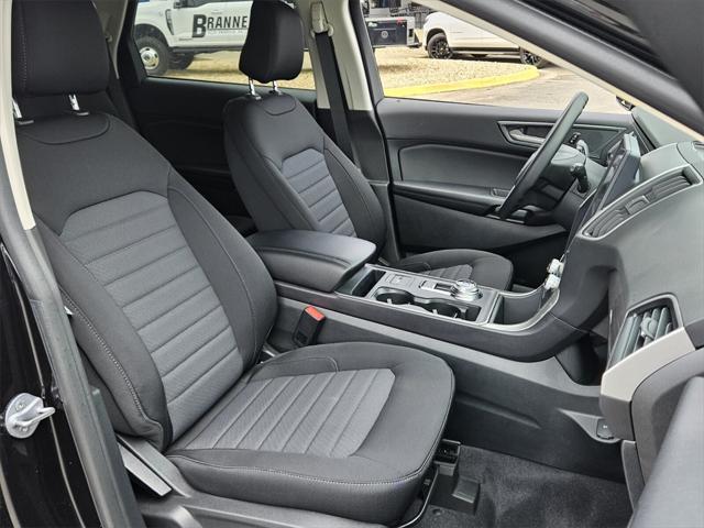 new 2024 Ford Edge car, priced at $32,000