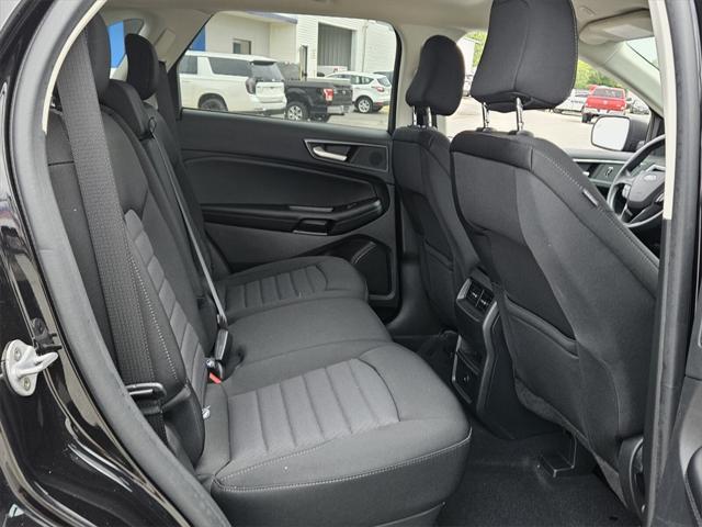 new 2024 Ford Edge car, priced at $32,000