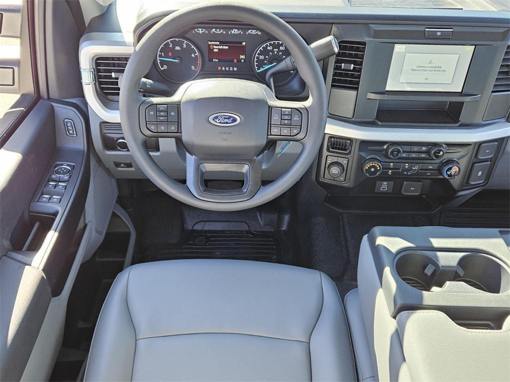 new 2025 Ford F-450 car, priced at $75,025