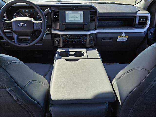 new 2025 Ford F-450 car, priced at $76,110