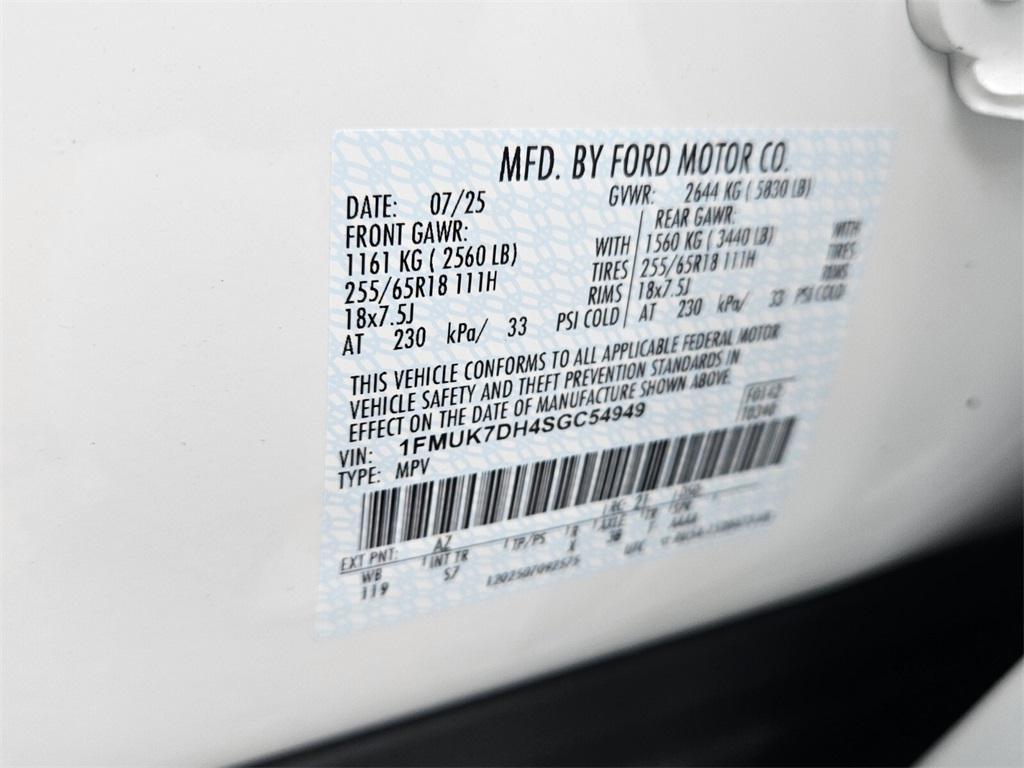new 2025 Ford Explorer car, priced at $43,282