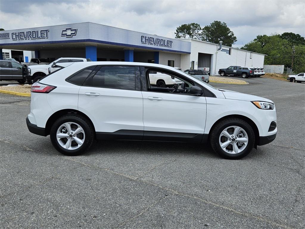 new 2024 Ford Edge car, priced at $32,000