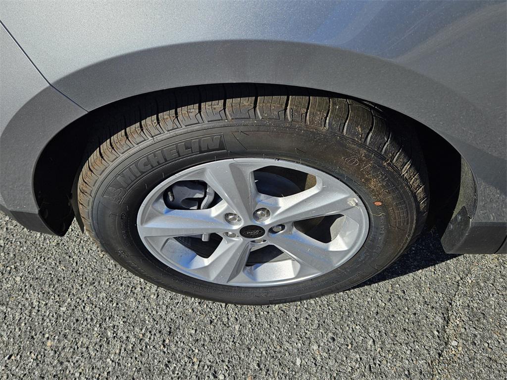 new 2024 Ford Edge car, priced at $34,579