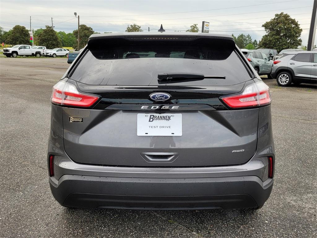 new 2024 Ford Edge car, priced at $32,000