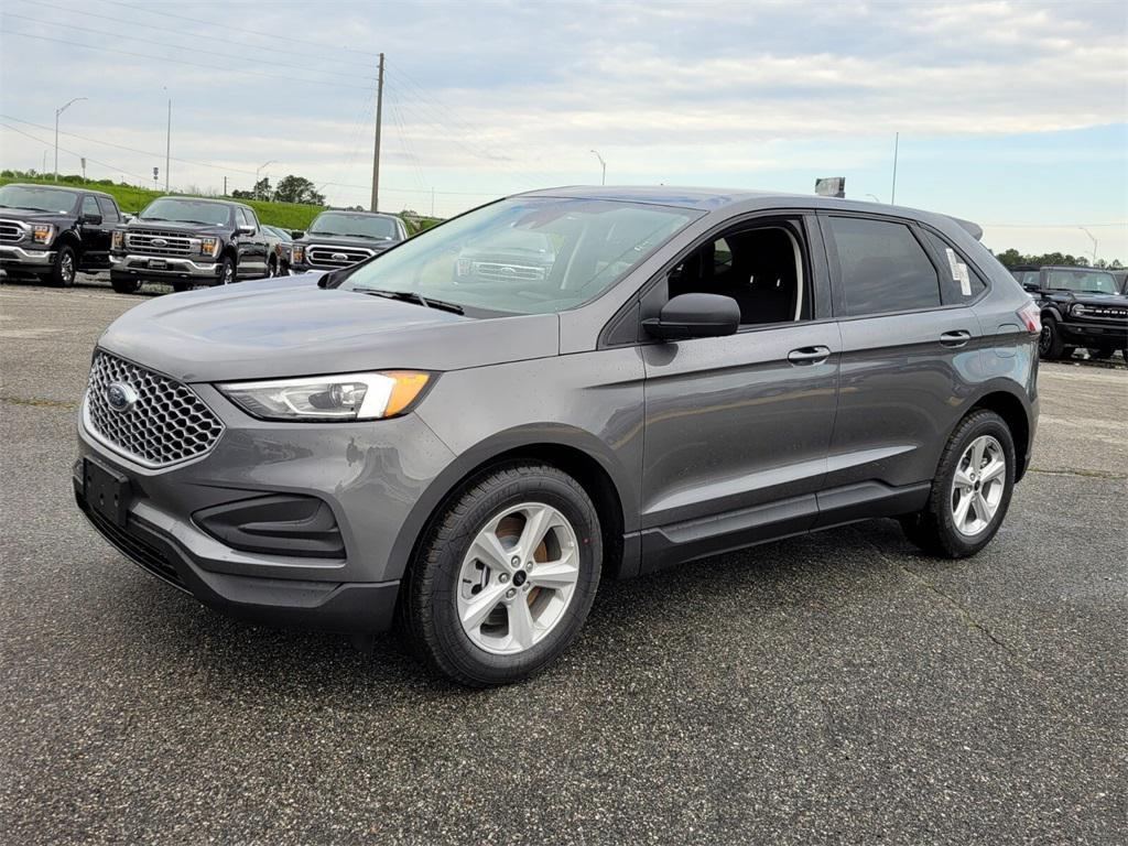 new 2024 Ford Edge car, priced at $32,000