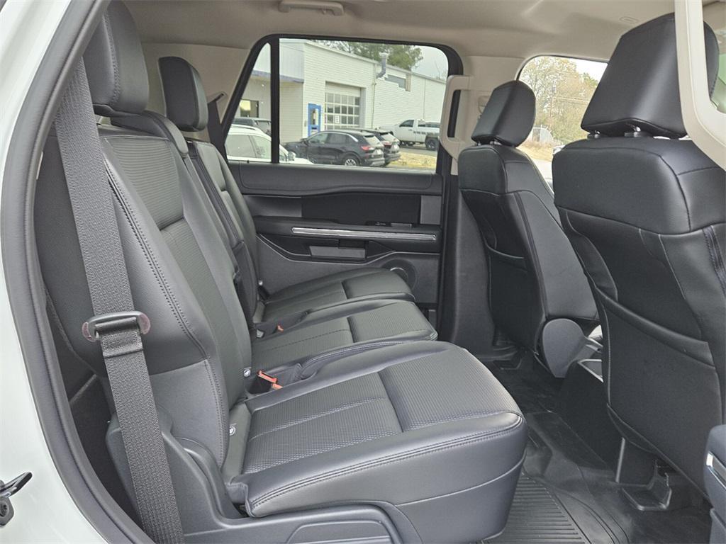 new 2024 Ford Expedition car, priced at $55,033