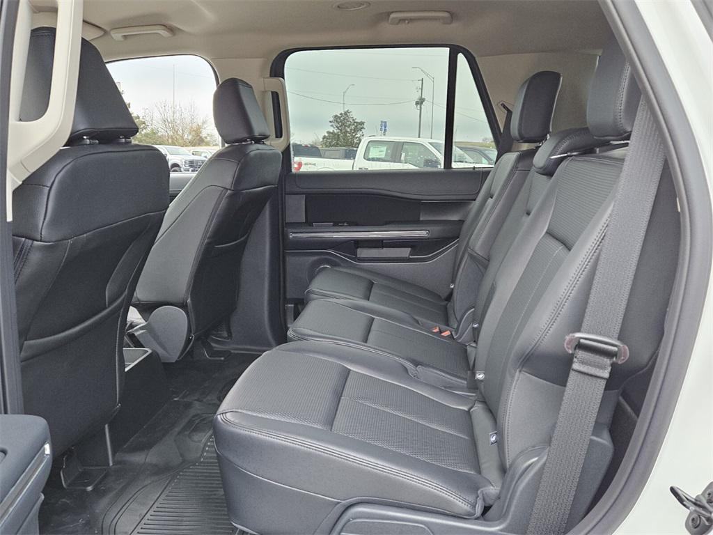 new 2024 Ford Expedition car, priced at $55,033