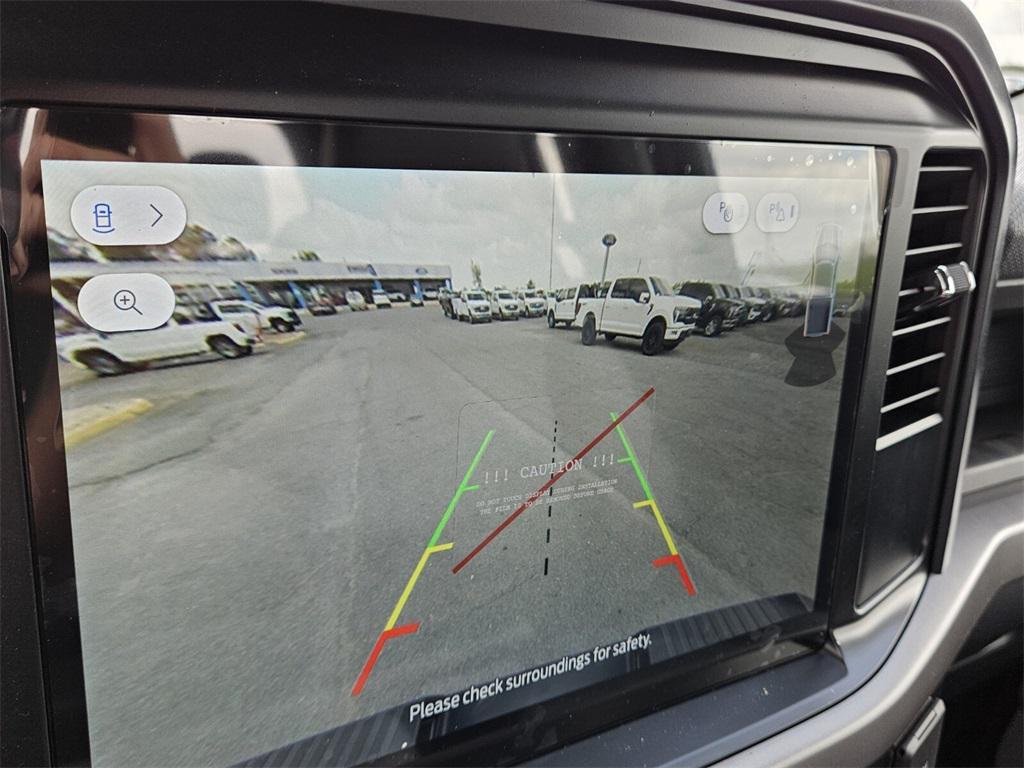 new 2025 Ford F-150 car, priced at $52,076