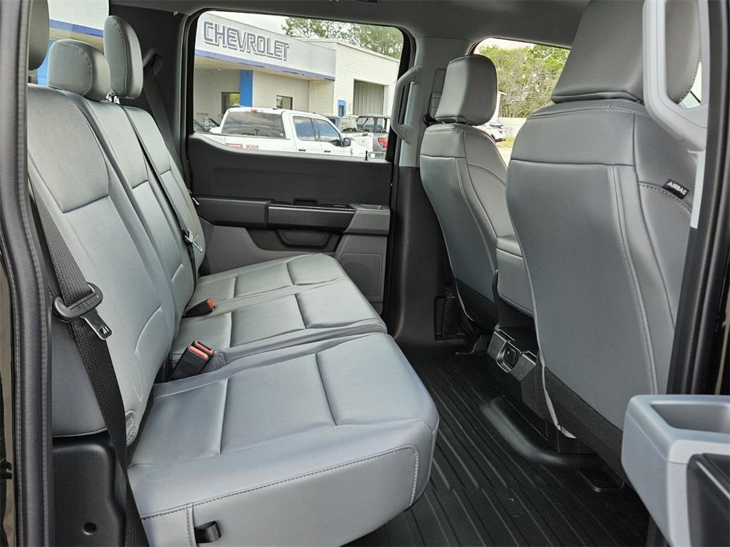 new 2025 Ford F-150 car, priced at $52,076