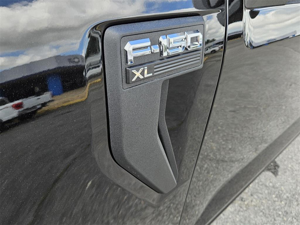 new 2025 Ford F-150 car, priced at $52,076