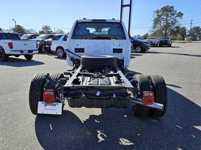 new 2025 Ford F-450 car, priced at $76,110