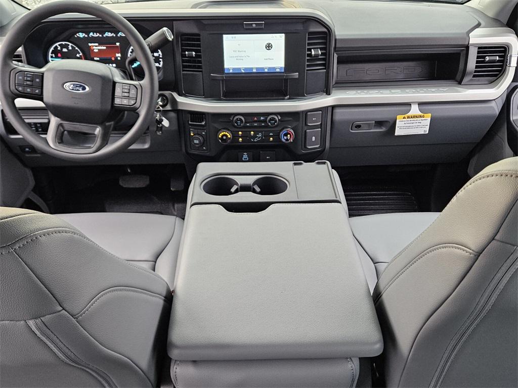 new 2025 Ford F-450 car, priced at $89,000