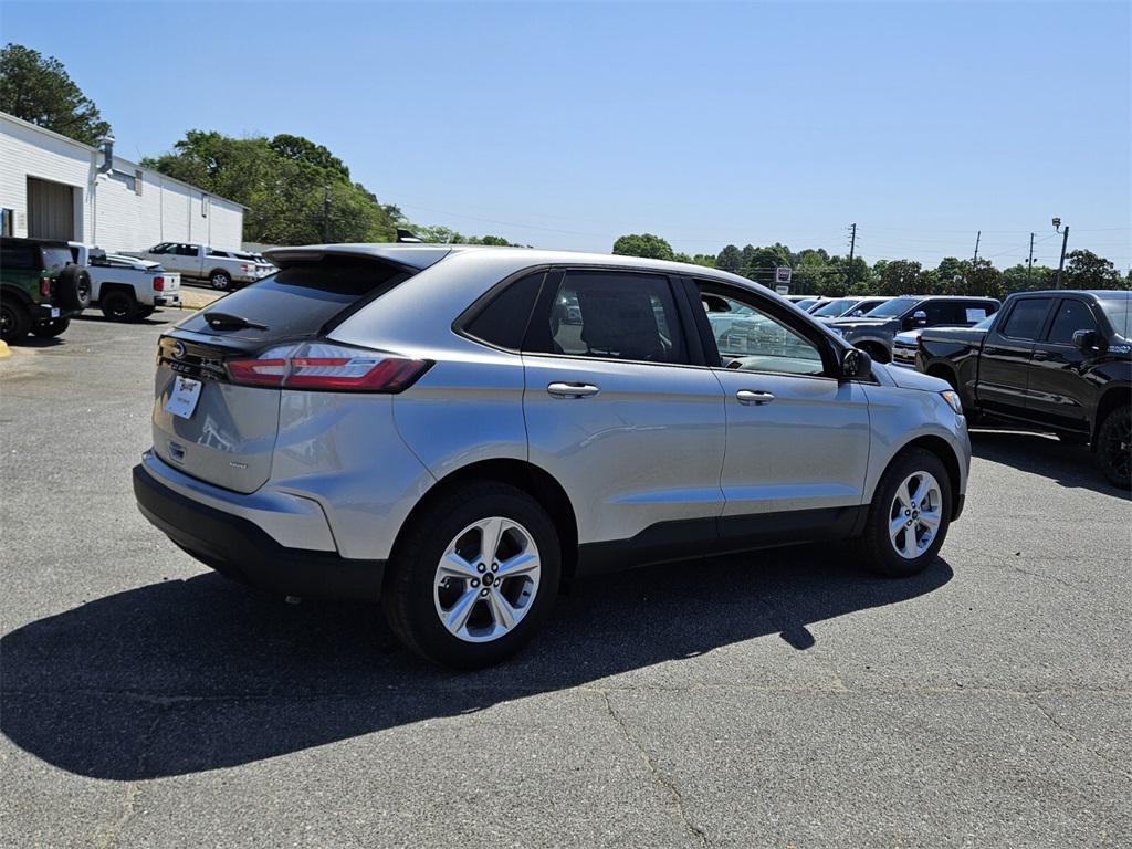 new 2024 Ford Edge car, priced at $32,000