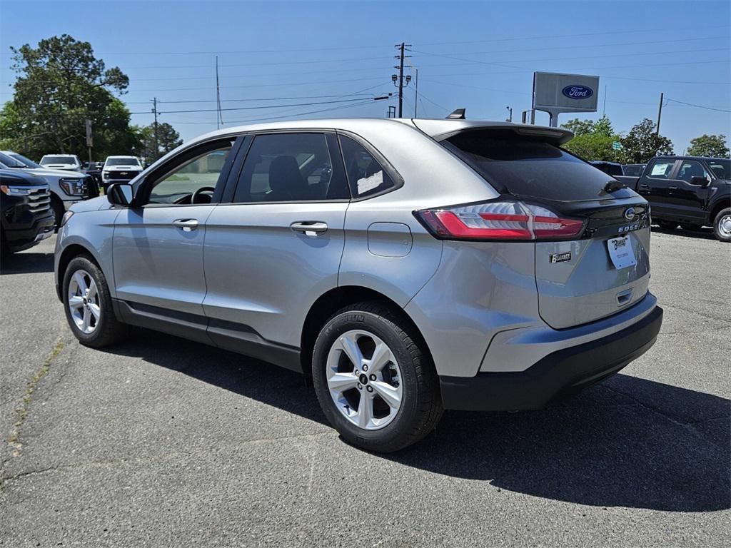 new 2024 Ford Edge car, priced at $32,000