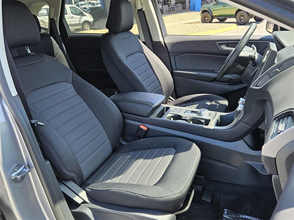 new 2024 Ford Edge car, priced at $32,000