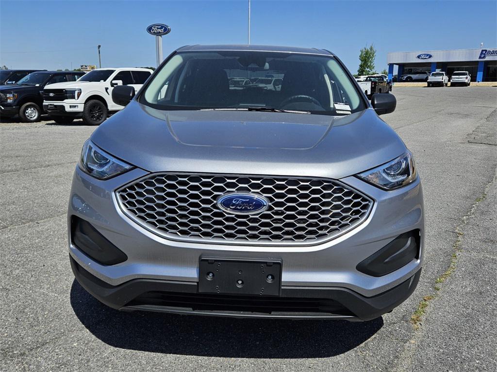 new 2024 Ford Edge car, priced at $32,000