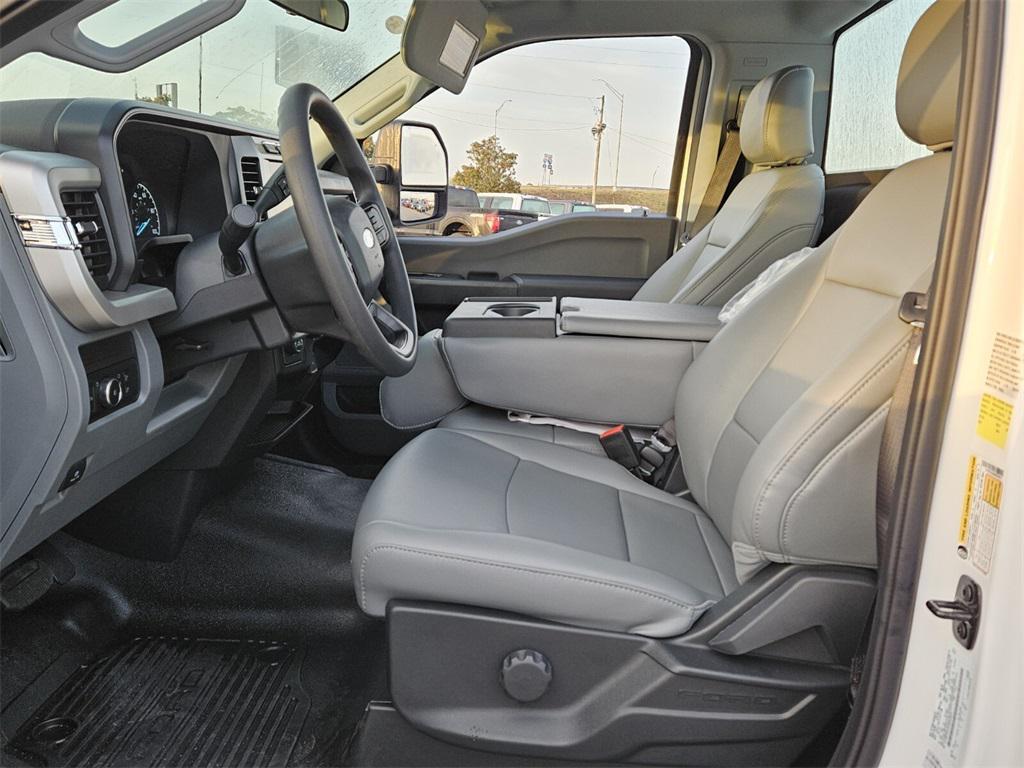 new 2024 Ford F-250 car, priced at $61,730