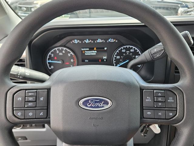new 2025 Ford F-350 car