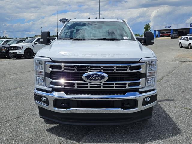new 2025 Ford F-350 car