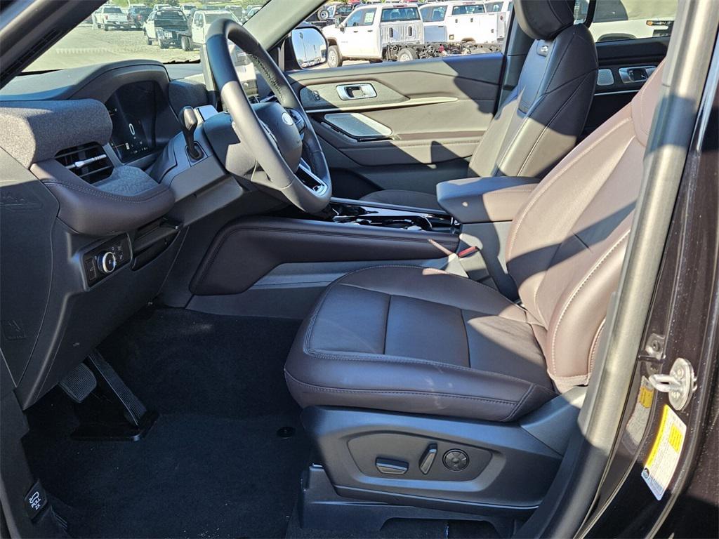 new 2025 Ford Explorer car, priced at $51,121