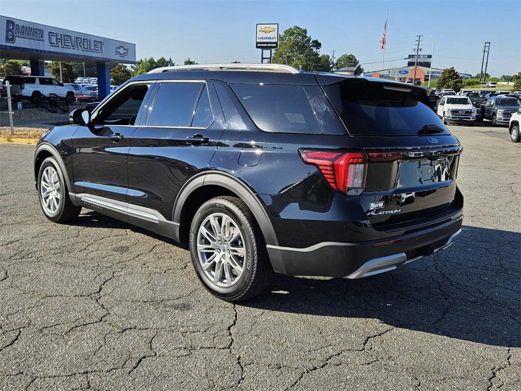 new 2025 Ford Explorer car, priced at $51,121