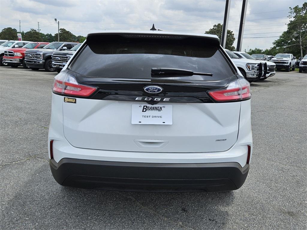new 2024 Ford Edge car, priced at $32,000