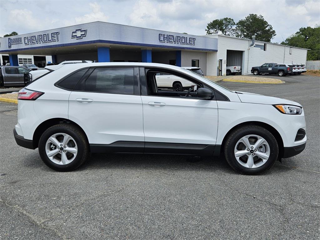 new 2024 Ford Edge car, priced at $32,000